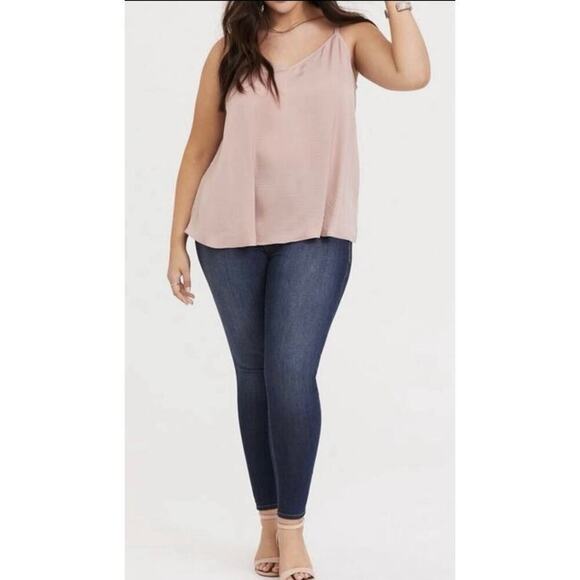 Torrid Sophie Satin Charmeuse Swing Cami Dusty Rose Size 0 - Picture 1 of 4